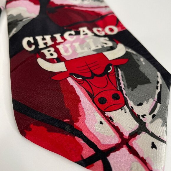 Ralph Marlin Chicago Bulls NBA Necktie Silk Red Black RM Sport Basketball Fan - Picture 2 of 9